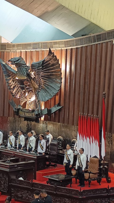 Gedung DPR/MPR Bersolek Jelang Pelantikan Prabowo-Gibran