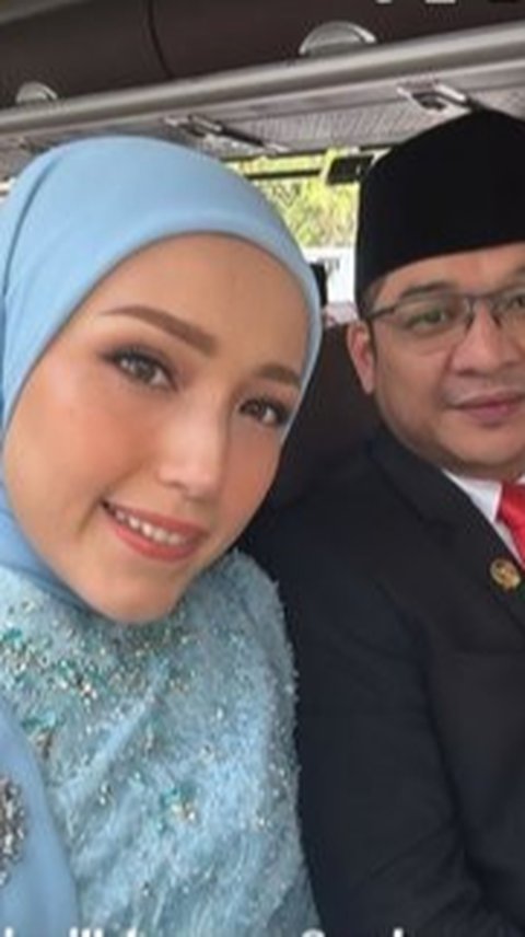 Cantik Banget, Potret Adelia Wilhelmina Anggun Berkebaya Dampingi Pasha Ungu saat Pelantikan Anggota DPR RI