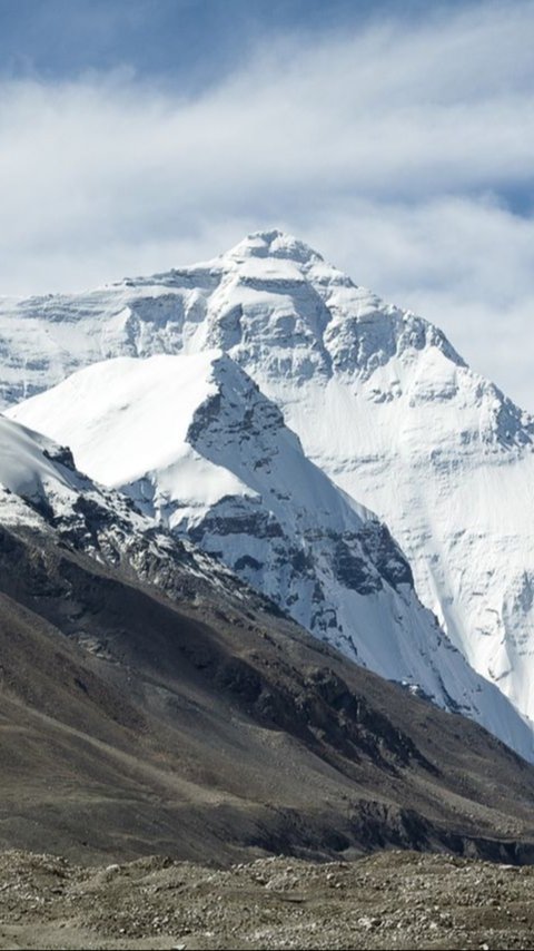 Ilmuwan Ungkap Gunung Everest Bertambah Tinggi Sampai 50 Meter, Ternyata Ini Penyebabnya