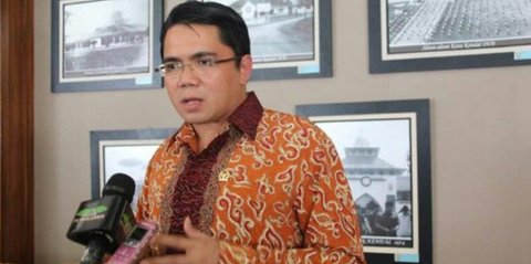 VIDEO: KUMPULAN Ketegasan Arteria Dahlan saat di DPR, Kini Mundur Digantikan Cucu Soekarno