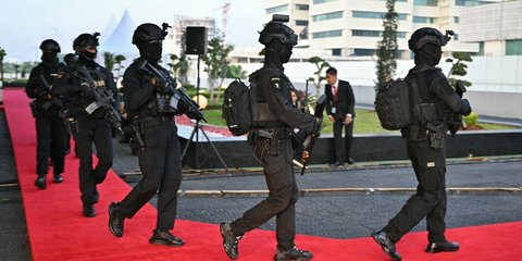 FOTO: Ketatnya Pengamanan Pelantikan Prabowo-Gibran di Gedung MPR/DPR, Pasukan Elite TNI dan Panser Anoa Siaga