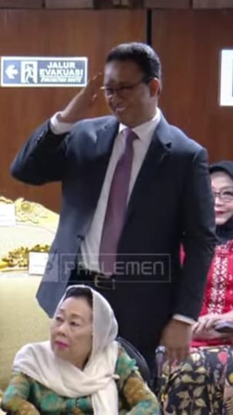 Momen Anies Baswedan Hormat Usai Disapa Prabowo