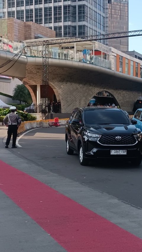 Pesta Rakyat Berakhir, Jalan Sudirman-Bundaran HI Kembali Dibuka