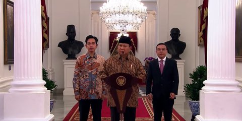 Malam Pertama jadi Presiden, ini yang Dilakukan Prabowo Subianto Didampingi Mayor Teddy