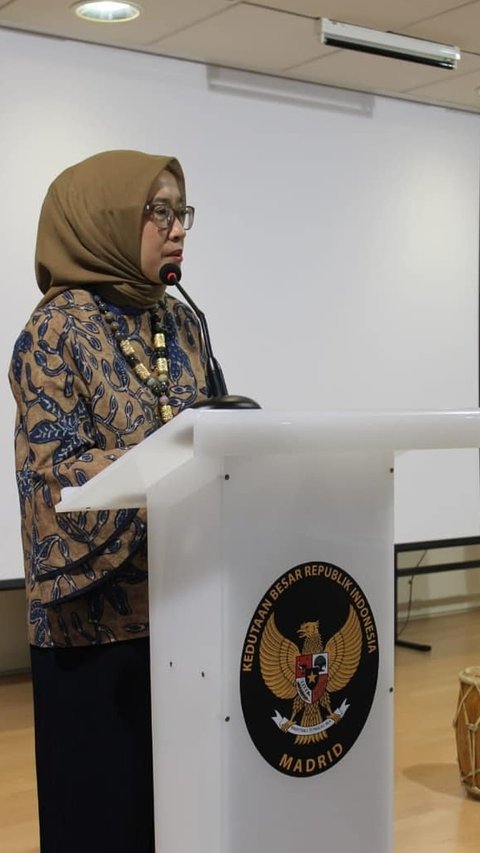 Mengenal Sosok Rini Widyantini, Menteri PANRB di Kabinet Merah Putih