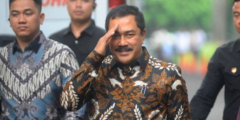 Dilantik Jadi Menteri Imigrasi, Agus Andrianto Mundur dari Wakapolri