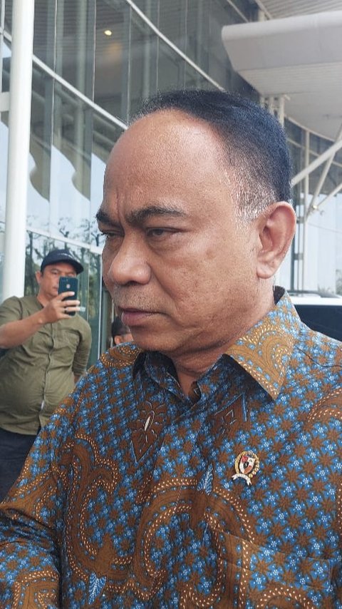 Ini Pesan Khusus Menkominfo Budi Arie ke Meutya Hafid setelah Serah Terima Jabatan