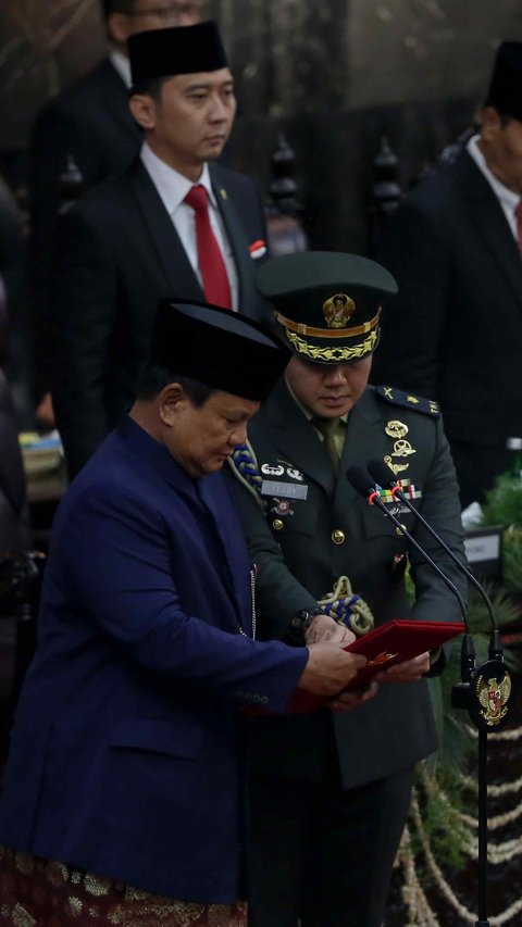 VIDEO: Nama SBY Disebut Ketua MPR Bikin Anies Sampai Amien Rais Berdiri Tepuk Tangan