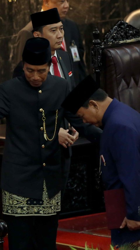 VIDEO: Etika Prabowo Sudah Jadi Presiden Tetap Hormati Jokowi, Tak Mau Jalan Mendahului