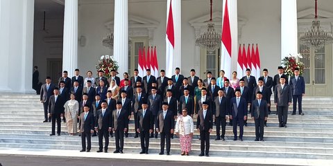 Berbeda dengan Menteri, Prabowo-Gibran Tak Ikut Foto Bareng Wakil Menteri