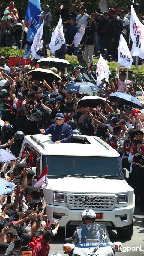 VIDEO: Dipamerkan Prabowo, Keren Spesifikasi Mobil MV3 Garuda Putih Limousine Buatan Indonesia