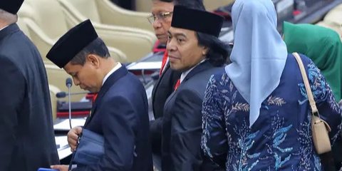 VIDEO: Kocak! Celetukan Komeng Soal Janji Bapak Hingga Tak Ingin Berharap Pada Prabowo