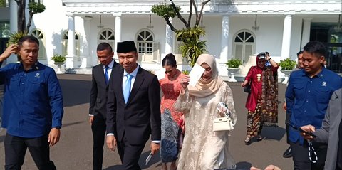 Potret Raffi Ahmad Didampingi Tiga Wanita Cantik Datangi Istana Jelang Pelantikan