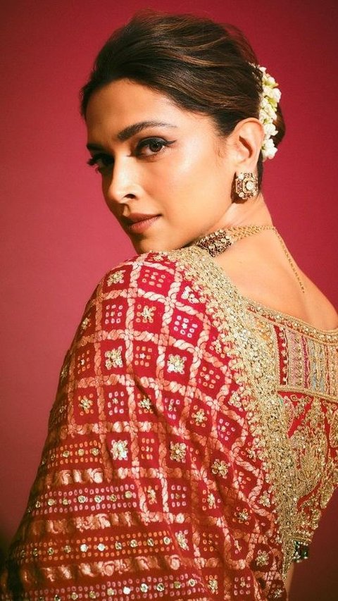 Deepika Padukone Masuk Daftar Aktris Paling Cantik Sedunia Menurut Sains, Satu-satunya dari India!