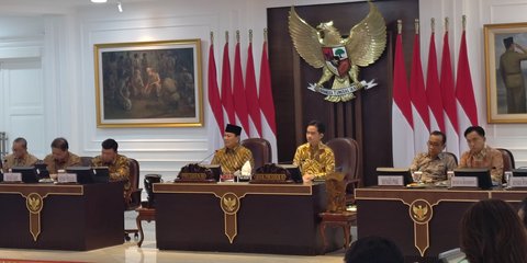 FOTO: Langsung Gas, Pernyataan Keras Presiden Prabowo di Depan Para Menteri saat Sidang Kabinet Perdana