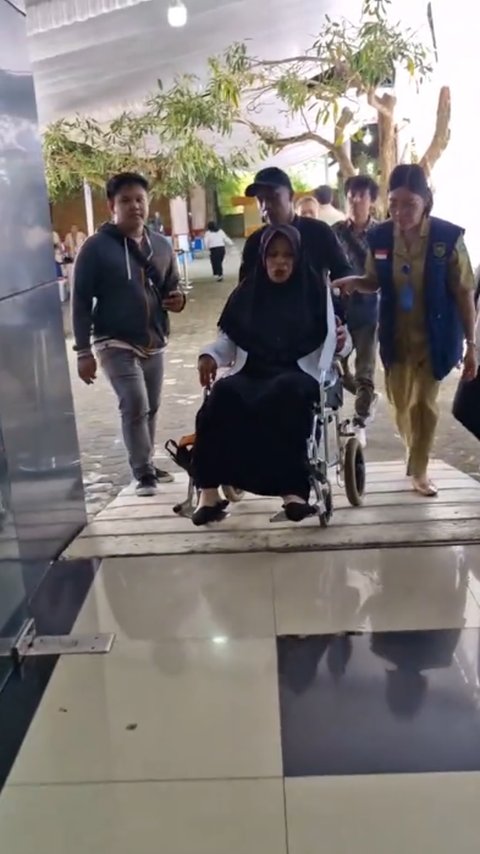 Viral Kisah Wanita di Sumsel Jalani Tes CPNS 2024 Usai Melahirkan, Datang dengan Kursi Roda