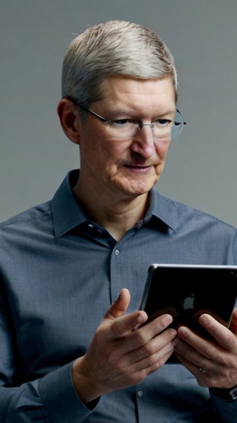 Tim Cook Tepok Jidat, Sia-sia Taruh Duit Gede di Apple Vision Pro