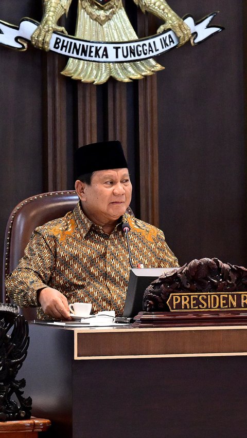 VIDEO: Pidato Pertama Prabowo Depan Menteri 