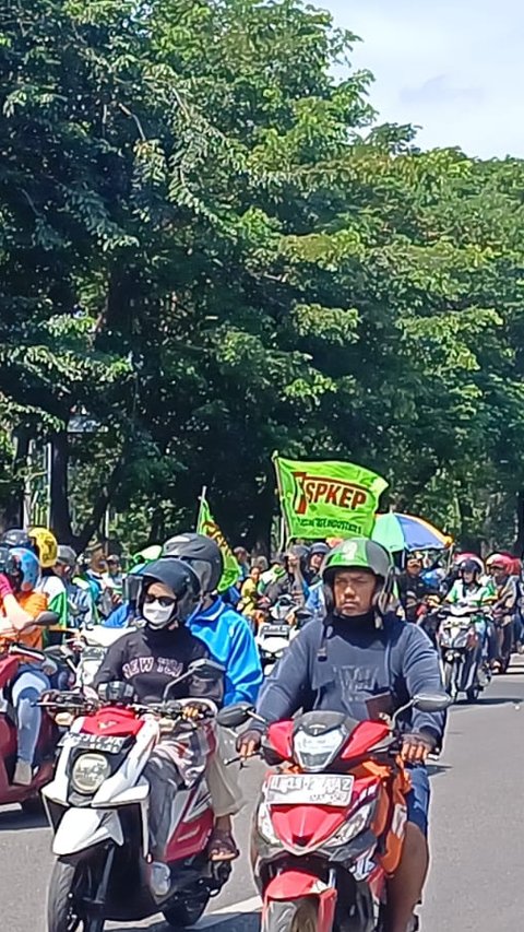 Daya Beli Masyarakat Melemah, Kenaikan Upah Buruh 10 Persen di 2025 Dinilai Wajar