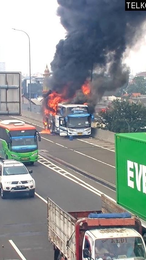 Kronologi Bus Pengangkut 58 Anak TK Terbakar di Jaktim