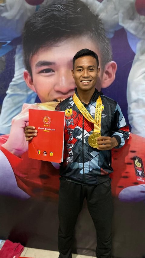 Dua Prajurit Raih Juara 1 dan 3 Kejuaraan Karate Piala Panglima TNI