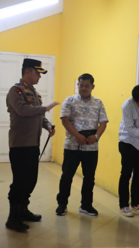 Pastikan Kondisi Logistik Pilkada Aman, Kapolres Pelalawan Cek Gudang Logistik KPU