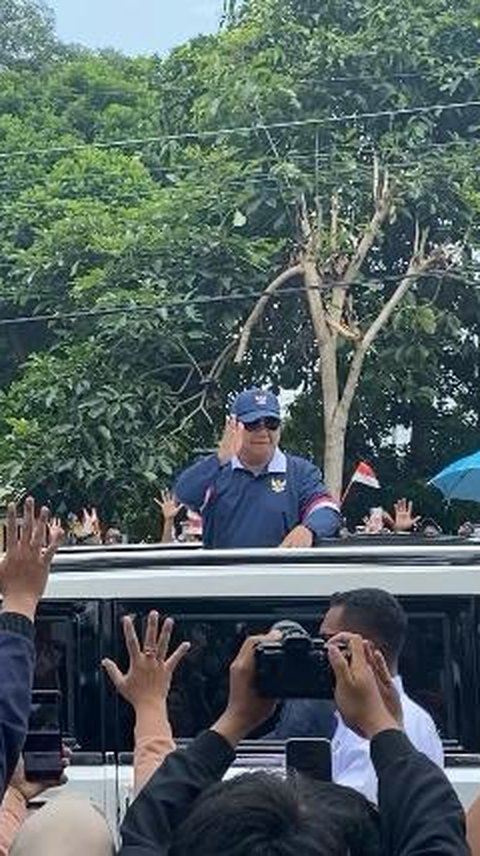 Momen Prabowo dan Seluruh Menteri Tinggalkan Akmil Magelang Usai Retreat Kabinet Merah Putih