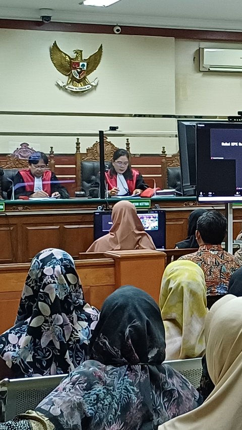 Buntut 3 Kolega Ditangkap Usai Terima Suap dari Terpidana, Hakim Tipikor Surabaya Minta Maaf Sebelum Sidang