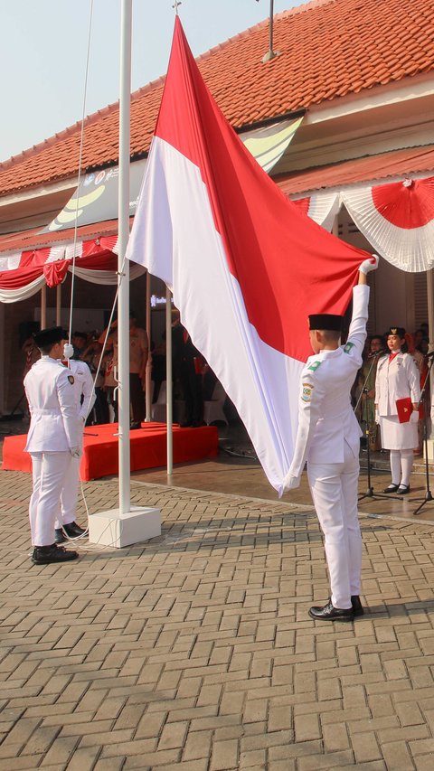 FOTO: Khidmatnya Upacara Peringatan 96 Tahun Sumpah Pemuda di Jakarta