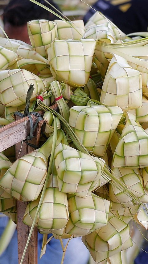 Trik Jitu Mengolah Ketupat Secara Efisien, Tanpa Menghabiskan Waktu