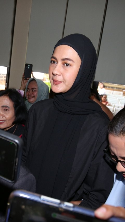 Potret Paula Verhoeven Usai Mediasi dengan Baim Wong, Pilih Bungkam saat Disinggung Soal Perselingkuhan