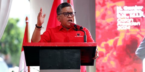 Hasto Bongkar Strategi Rahasia PDIP Menangkan Risma-Gus Hans di Pilkada Jatim