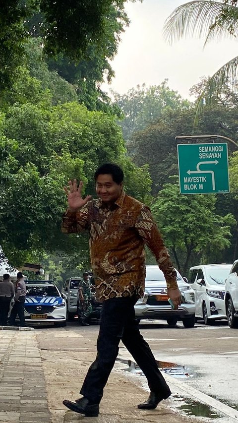 VIDEO: Keras Prabowo Perintahkan Maruarar 