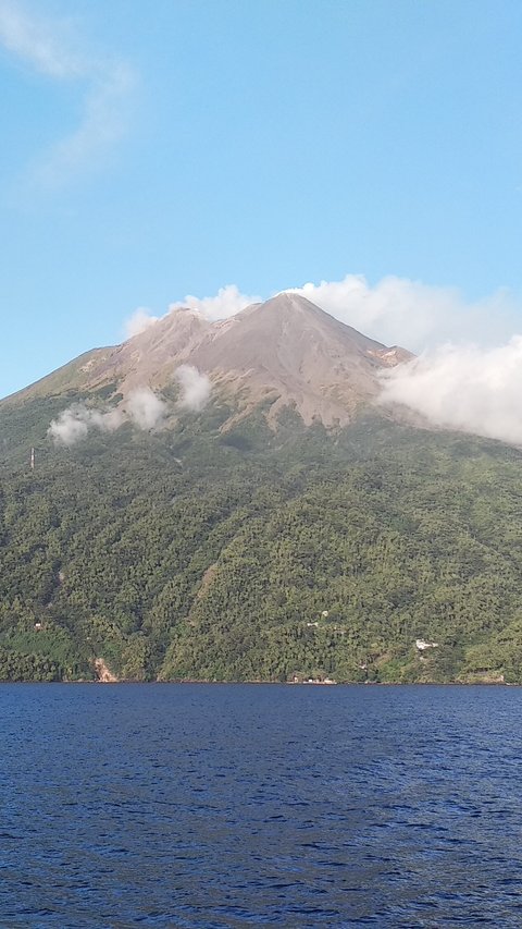 6 Fakta Mengejutkan Tentang Gunung Karangetang, Gunung Berapi Paling Aktif di Indonesia dengan 5 Kawah