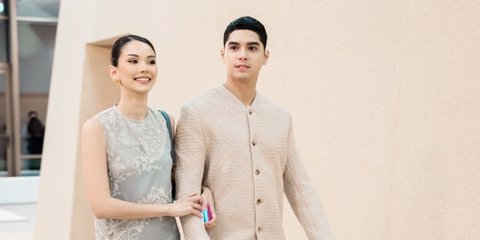 Pasangan Stunning, Potret Alyssa Daguise dan Al Ghazali Hadiri Acara Fashion Show Bareng Jadi Sorotan