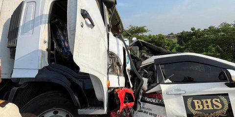 Kesaksian Reporter tvOne saat Kecelakaan Maut di Tol Pemalang, Mobil Ditumpangi Mendadak Ditabrak Truk