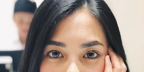 Tips Sederhana untuk Mendapatkan Eyeliner yang Rapi dan Tipis Seperti di TikTok