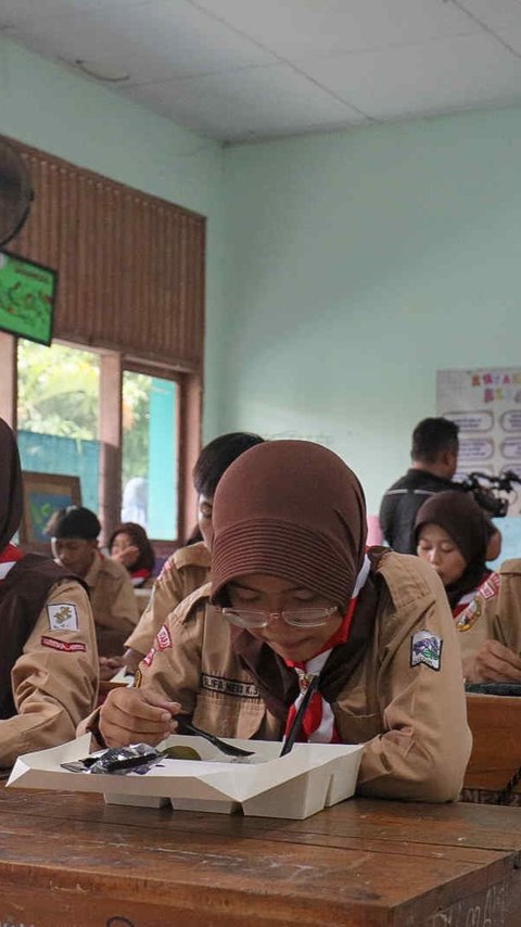 Makan Bergizi Gratis Uji Coba di 100 Titik, Paling Banyak di Pulau Jawa