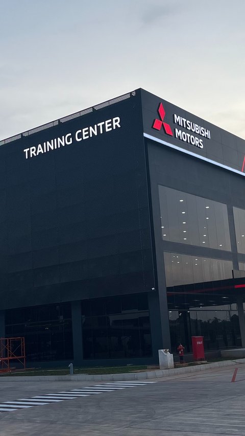 Menjelajahi Fasilitas Terbaru Mitsubishi Motors Training Center di Cibitung