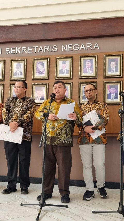 Jokowi Segera Kirim Nama Capim dan Calon Dewas KPK ke DPR: Tunggu Administrasi Selesai di Setneg