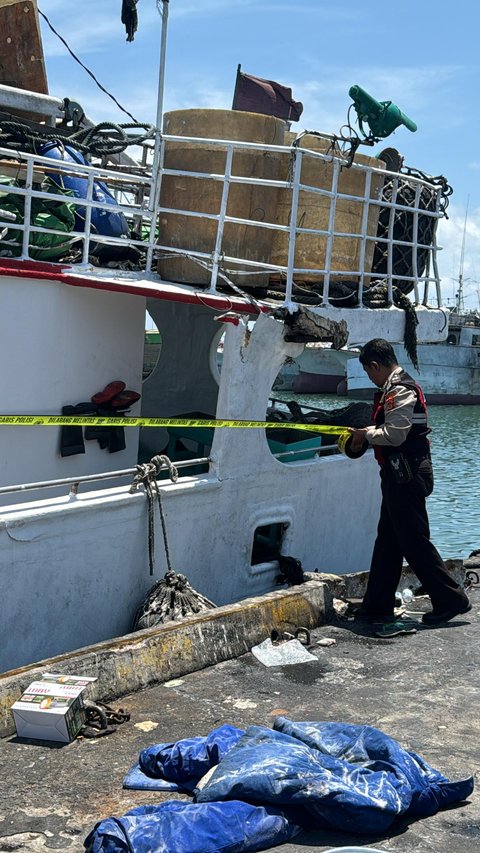 Ledakan di Pelabuhan Benoa Berasal dari Kapal Ikan, Dua Orang Terpental