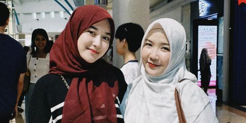 Potret Kamila Asy Syifa Istri Gus Zizan bersama Ibunda, Kini Jadi Sorotan