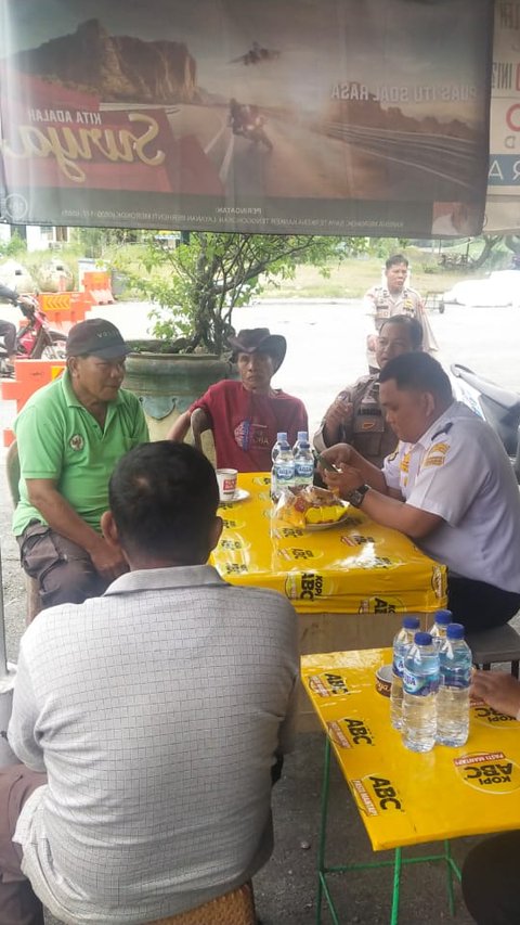 Polisi Datangi Penumpang Kapal dan Pedagang di Pelabuhan Pekanbaru, Ini Tujuannya