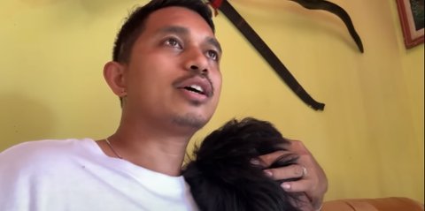 10 Tahun Enggak Pulang, Youtube Shine dan Sang Adik Menangis saat Tiba Dikampung Halaman Ingat Sang Ibu yang Sudah Meninggal