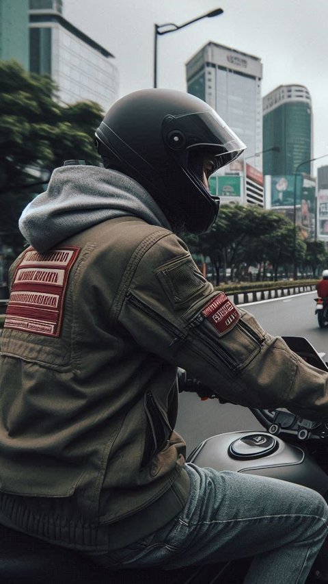 Mengapa Orang Asia Tenggara Suka Memakai Jaket saat Bersepeda Motor di Kala Cuaca Panas Siang Hari?