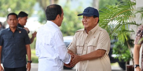 Jokowi dan Prabowo Makan Malam Bersama di Plataran GBK