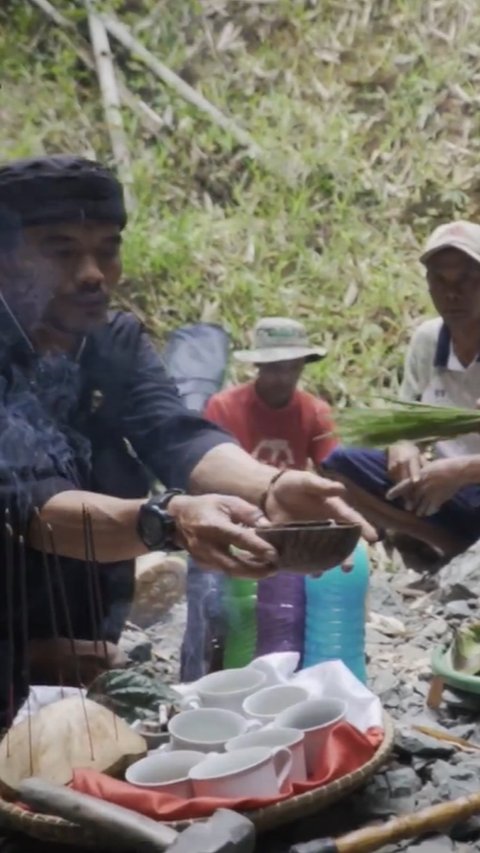 Makna di Balik Upacara Adat Pamitan, Cara Warga Bandung Barat Minta Izin Sebelum Menambang Batu