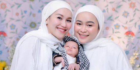 Potret Ayu Ting Ting Kenang Momen Bareng Baby Zoltan di 40 Hari Meninggalnya Sang Keponakan