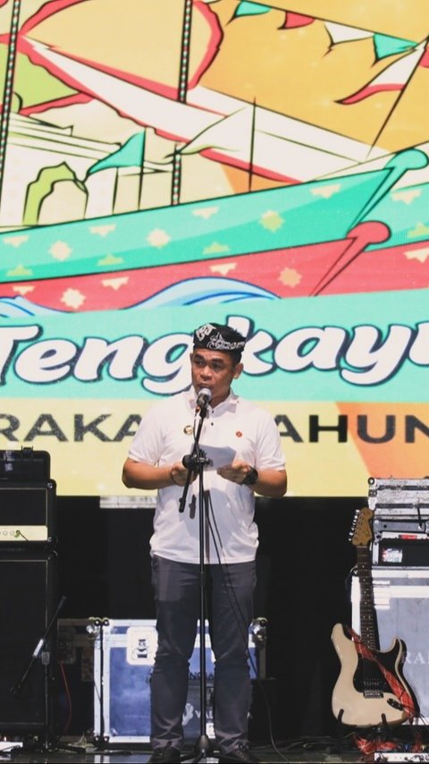 Kotak Band Tutup Festival Iraw Tengkayu XIII