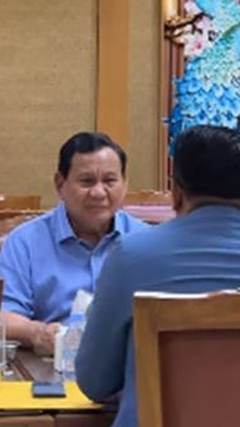 Prabowo Ajak Ridwan Kamil Makan Malam Nasi Padang, Kehadiran Mayor Teddy jadi Tanda Tanya